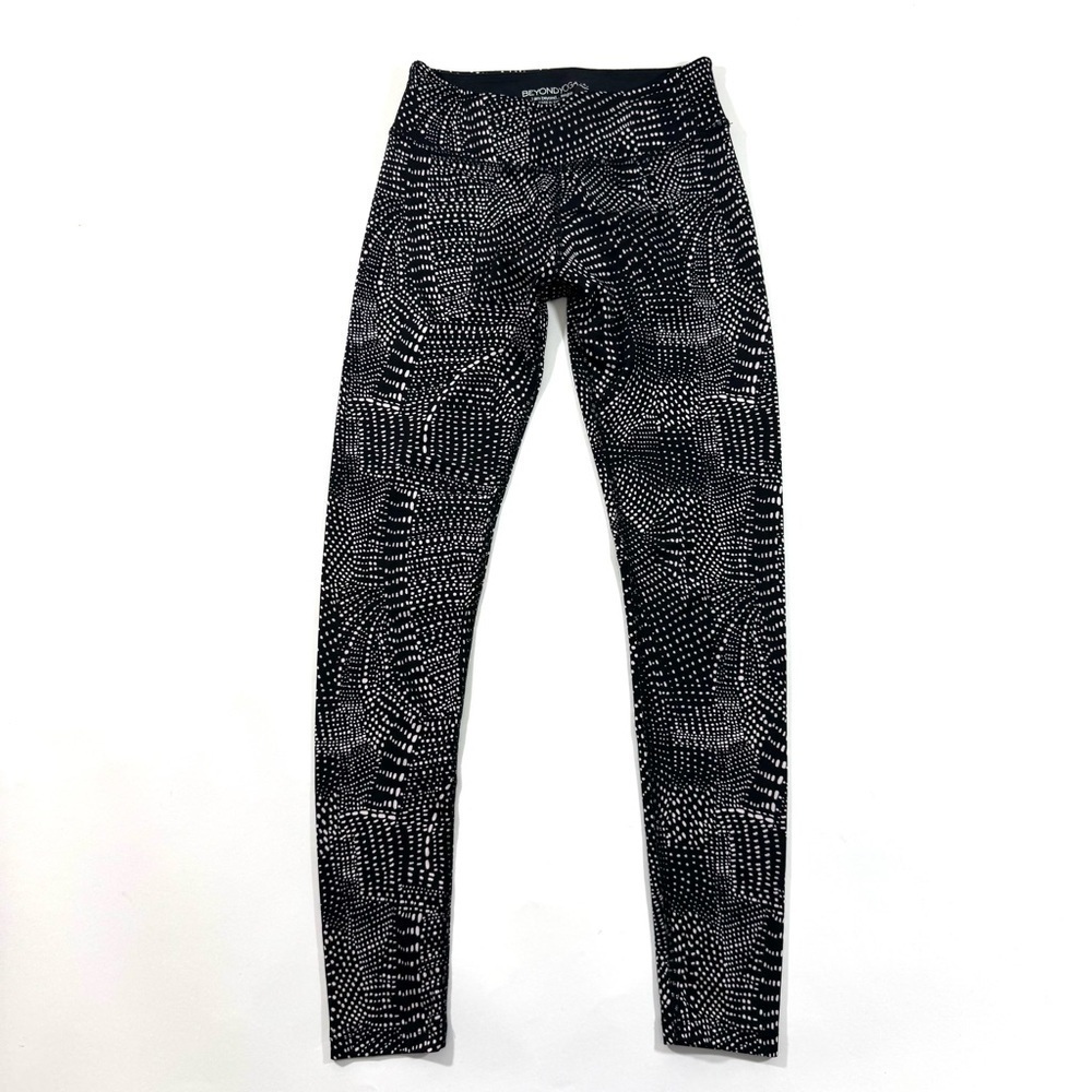 Beyond Yoga Swirling Dots Printed Leggings Black White
